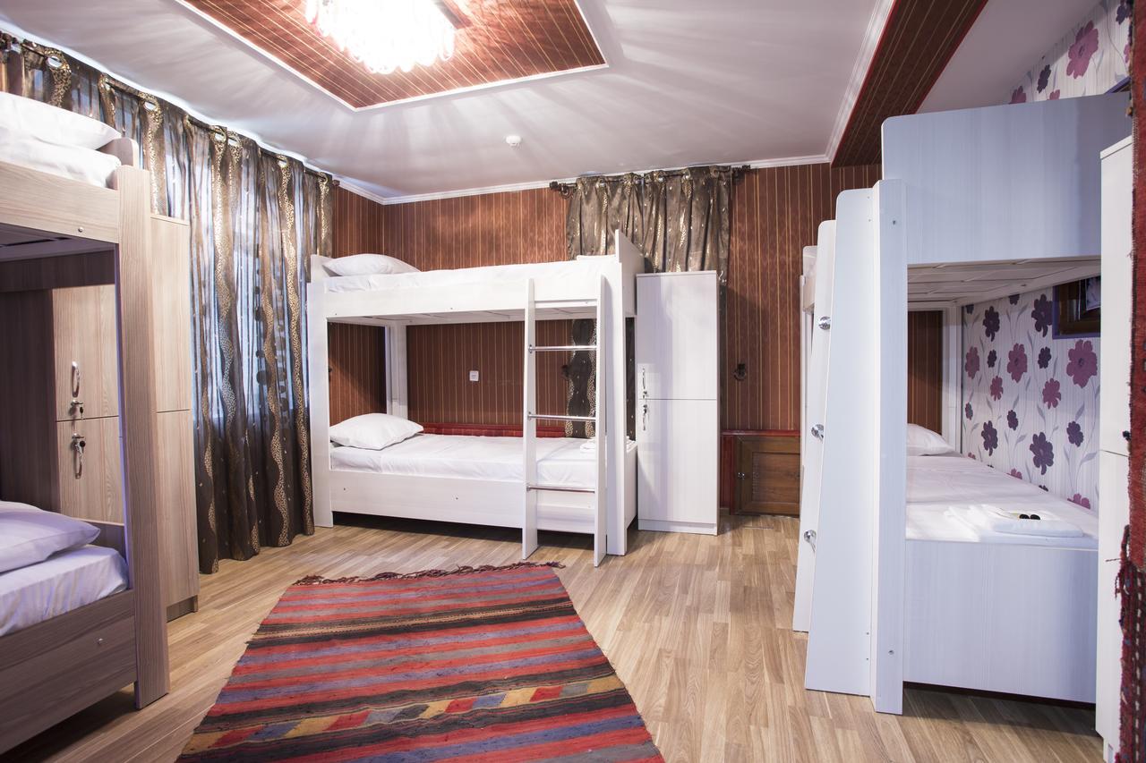 Inci Design Hotel & Hostel Шеки Экстерьер фото